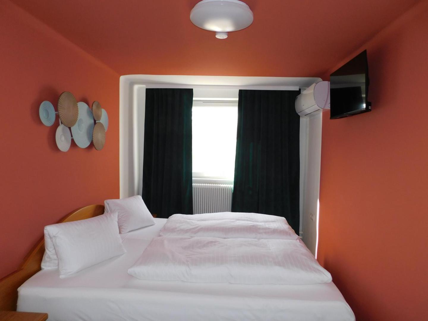 Pension Rohrer Am Murradweg - Ehrenhausen An Der Weinstrasse Екстер'єр фото